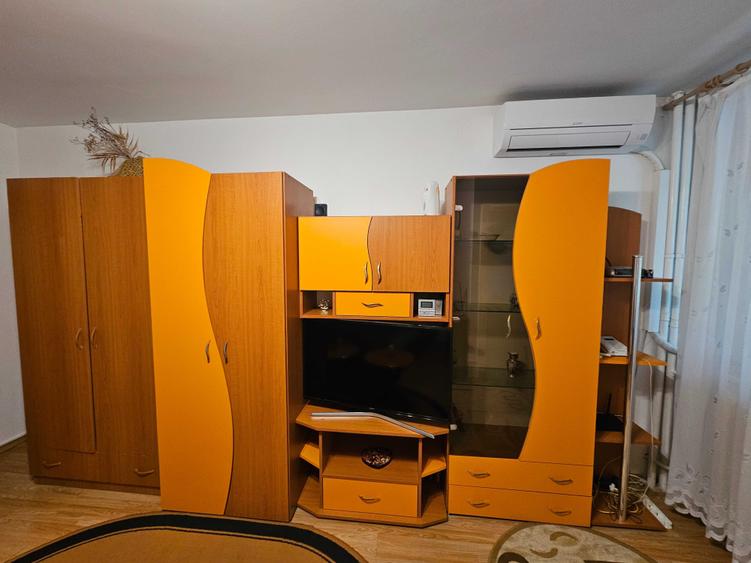 Garsonieră decomandată în Brazda lui Novac