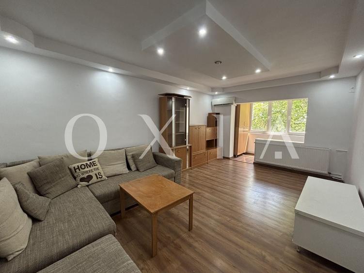 Apartament cu 3 camere decomandat, mobilat în Cetății