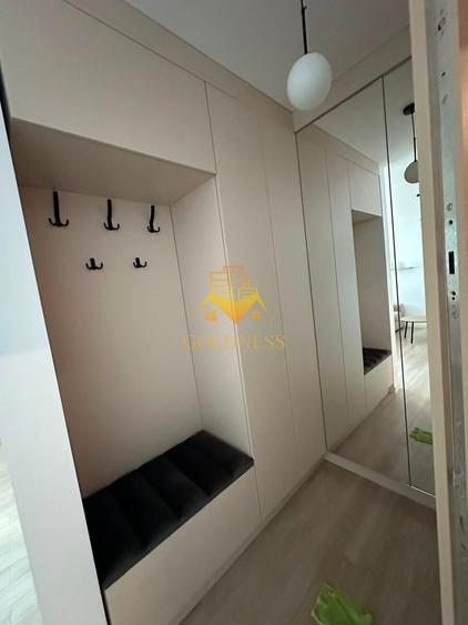 Apartament cu 2 camere semidecomandat, mobilat în Florești
