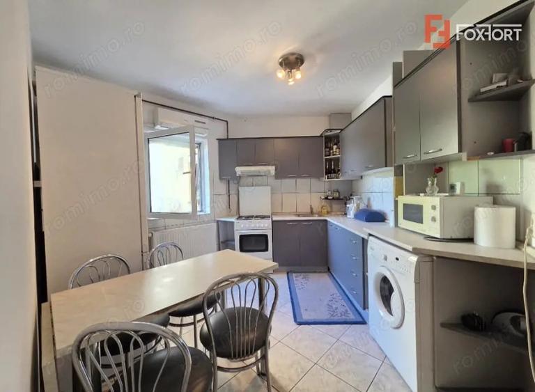 Apartament cu 2 camere decomandat în Micălaca