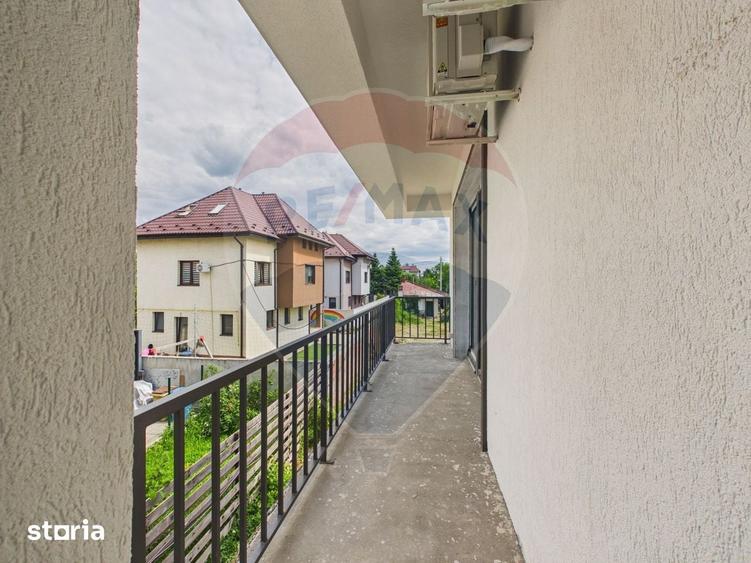 Casă cu 8 camere cu Teren 300 Mp în Gara de Nord