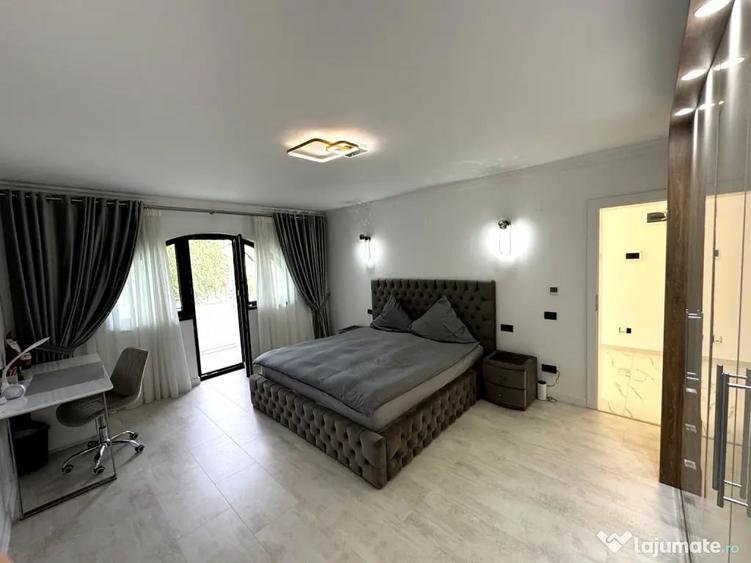 Casă cu 5 camere în Ostroveni