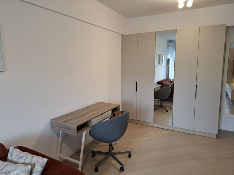 Apartament cu 2 camere decomandat, mobilat în Mihai Bravu
