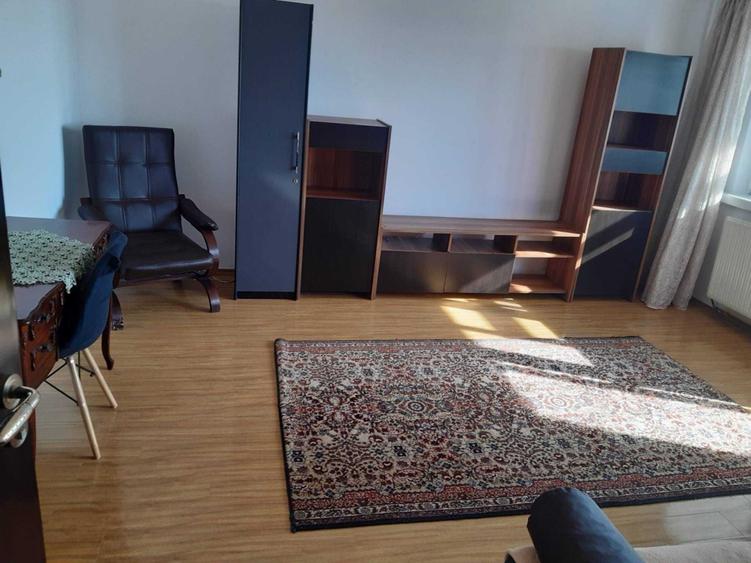 Apartament cu 2 camere decomandat în Găvana
