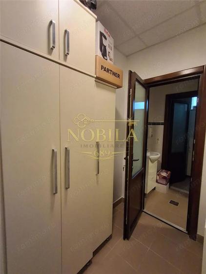 Spațiu comercial, de 75 mp, în Central