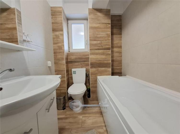 Apartament cu 2 camere semidecomandat, mobilat în Cug