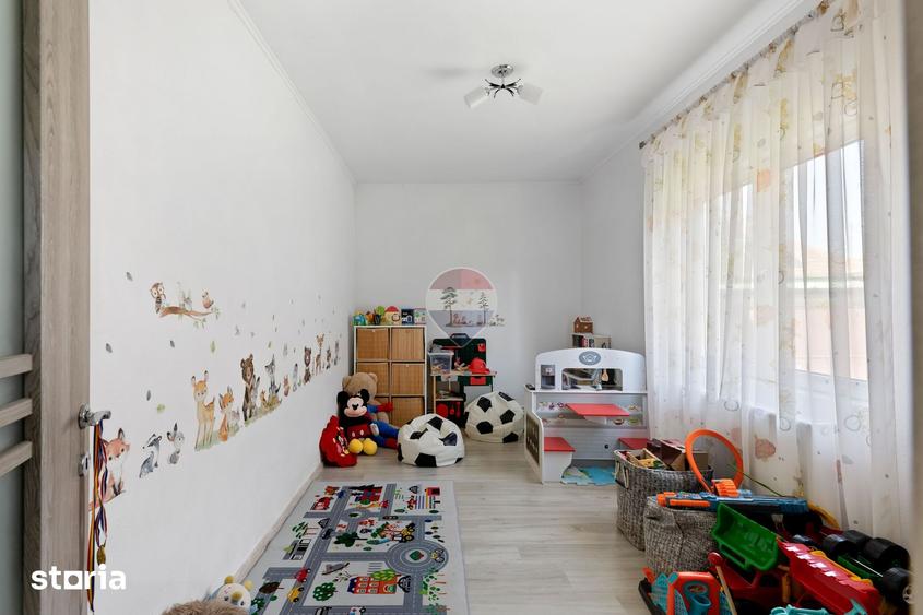 Casa in Pecica, gata de mutare renovata ?i complet utilata - 5