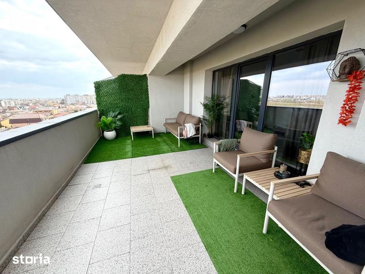 Apartament cu 2 camere decomandat în Titan