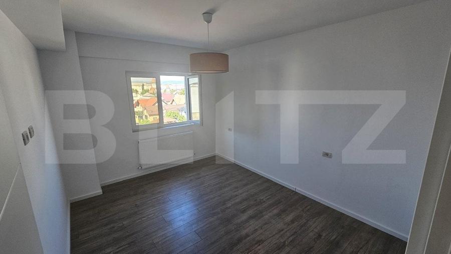 Apartament 3 camere, 61 mp, Bloc nou, Radauti - 6