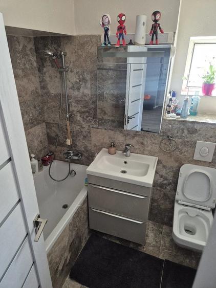 Apartament cu 3 camere decomandat în Gării