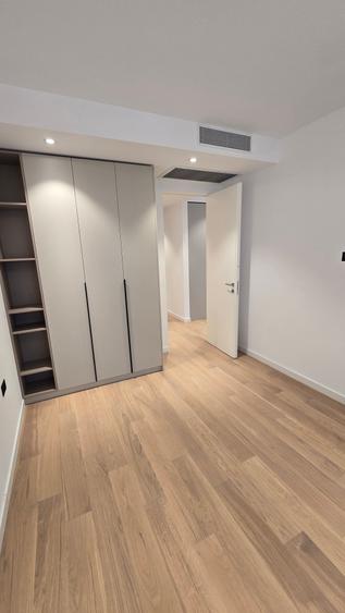 Apartament cu 3 camere decomandat în Herăstrău