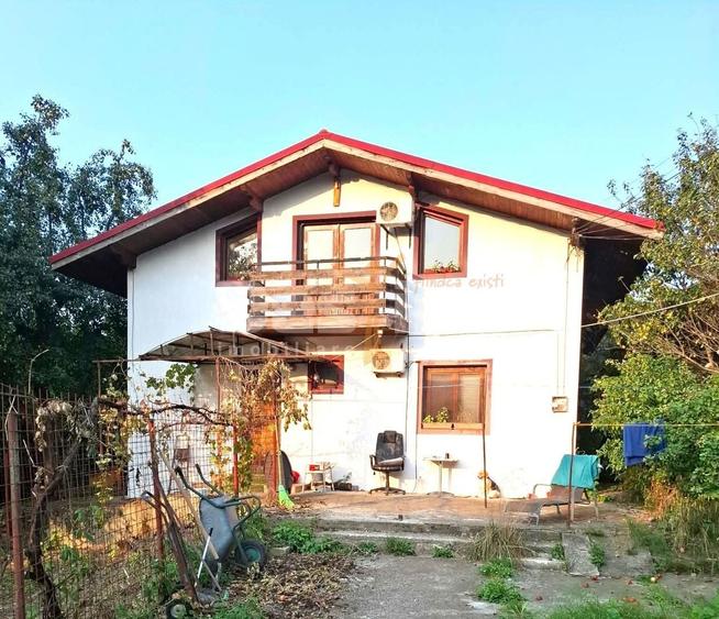 Casă individuală cu 6 camere cu Canalizare în Poiana Câmpina