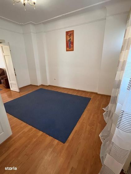 Casă cu 4 camere în Muncii