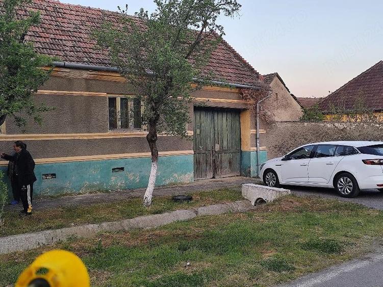 Vand casa in Varadia, Cara?-Severin! - 2