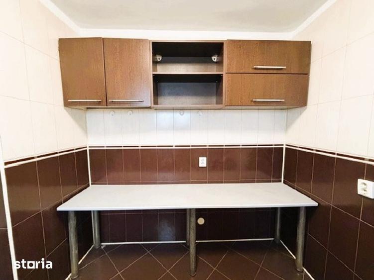 Apartament cu 3 camere decomandat în Nicolae Titulescu