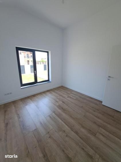 Casă cu 3 camere cu Teren 474 Mp în Cetate