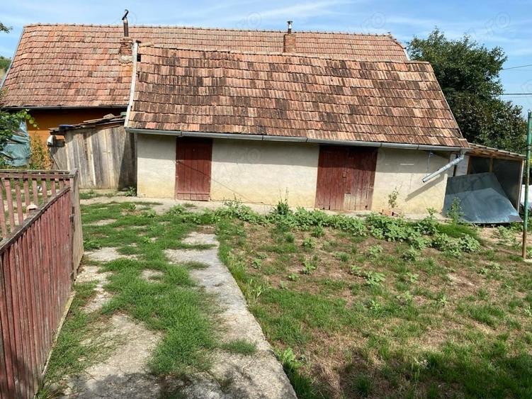 Casă cu 2 camere în Boian