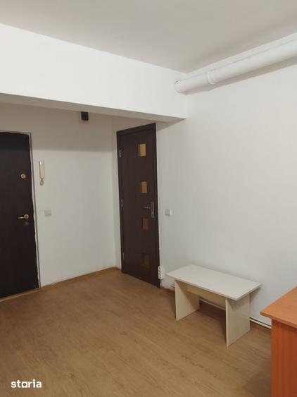 Garsonieră în Dâmbul Rotund