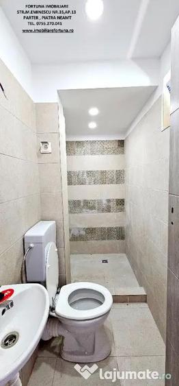 Apartament cu 3 camere nedecomandat în Dărmănești