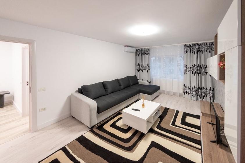 Apartament cu 2 camere decomandat în Faleza Nord