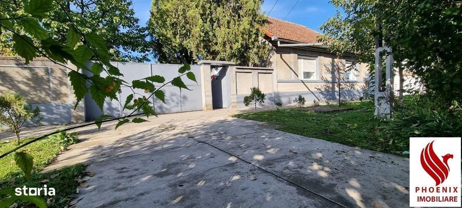 Casă cu 4 camere în Macea