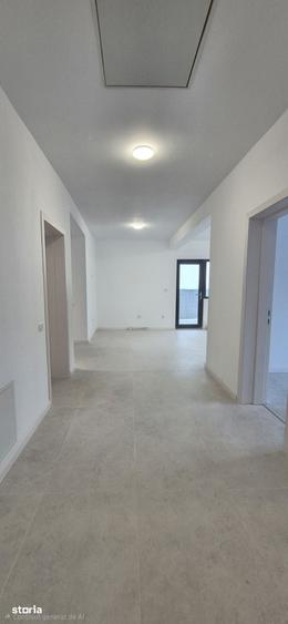 Casă cu 4 camere cu Teren 430 Mp în Domnești