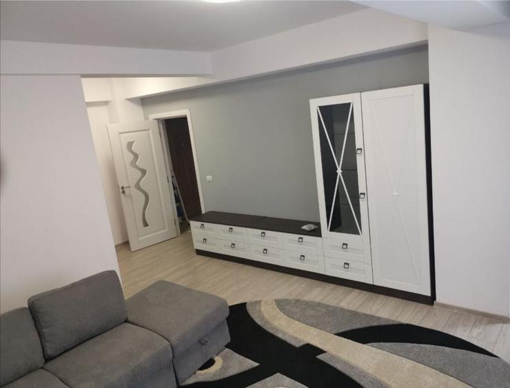 Apartament cu 2 camere decomandat în Cornișa