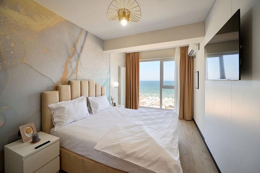 Apartament cu 3 camere decomandat în Mamaia-Sat