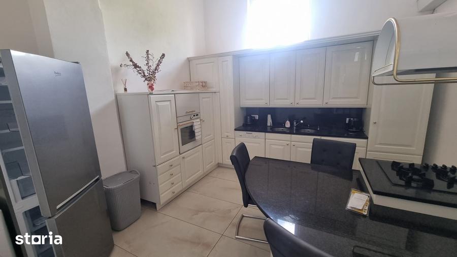 Casă cu 4 camere cu Teren 100 Mp în Eminescu