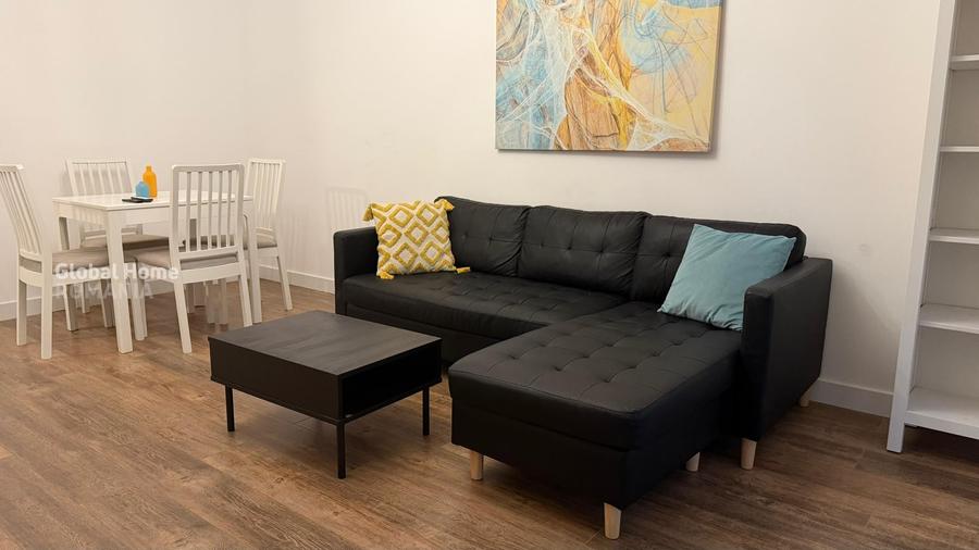 Apartament cu 3 camere decomandat, mobilat în Pajura