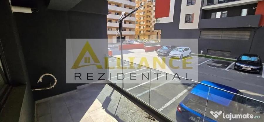 Apartament cu 2 camere decomandat în Apărătorii Patriei