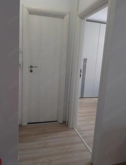 Apartament cu 3 camere de vanzare - 3