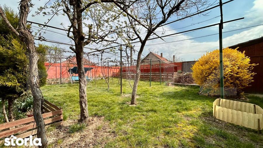 Casă cu 4 camere cu Teren 480 Mp în Episcopia Bihorului