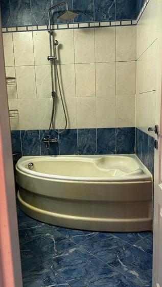 Apartament cu 3 camere decomandat în Nufărul