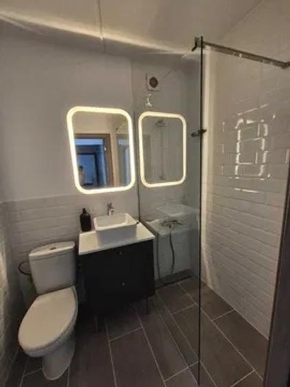 Apartament cu 4 camere decomandat, mobilat în Politehnica