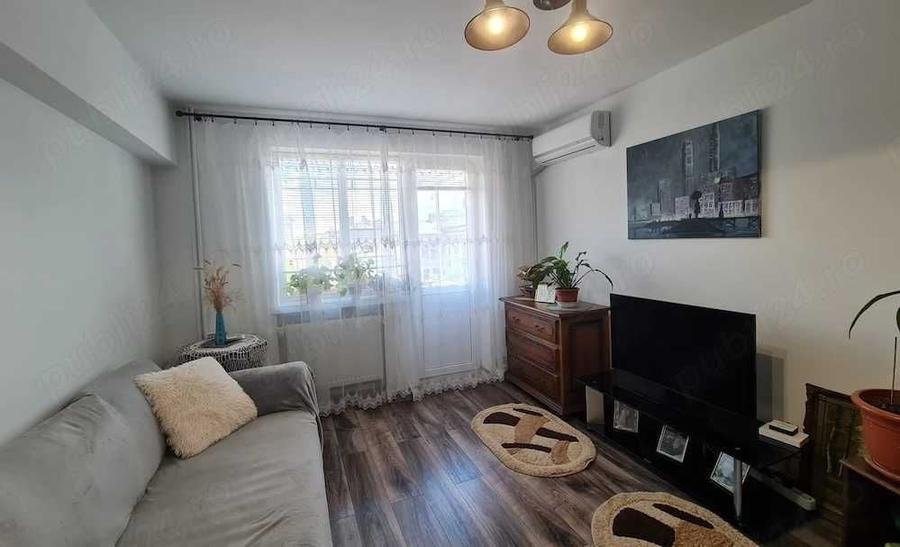 Apartament cu 2 camere semidecomandat în Ultracentral