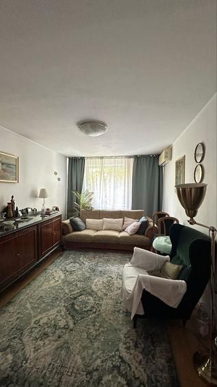 Apartament 3 Camere Decomandat-Metrou-An1981 - 5