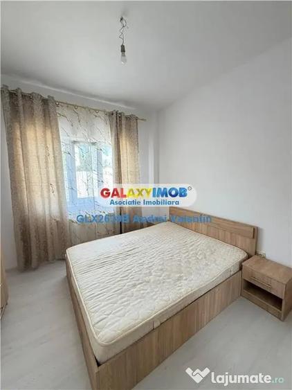 Apartament cu 3 camere semidecomandat în Apărătorii Patriei