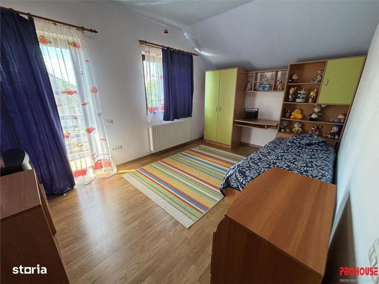 Casă cu 4 camere în Nicolae Bălcescu