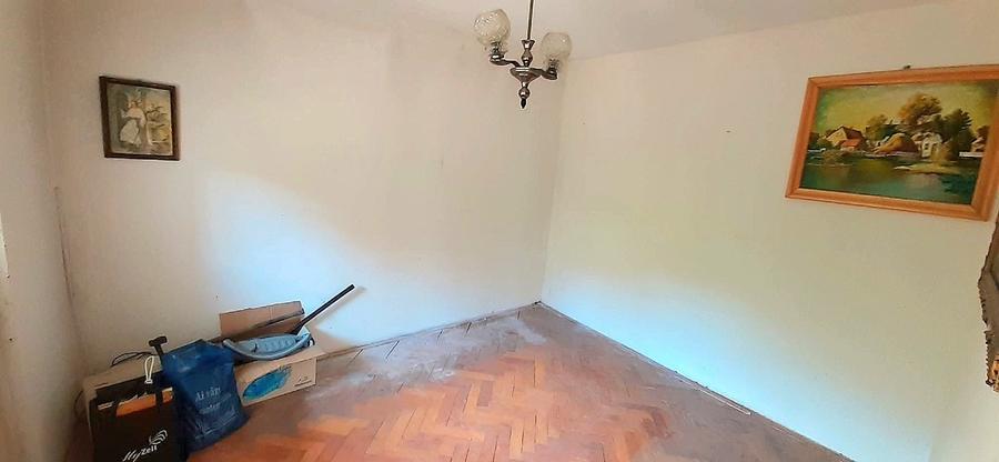 Vand apartament 3 camere in Moroasa 2 - 9