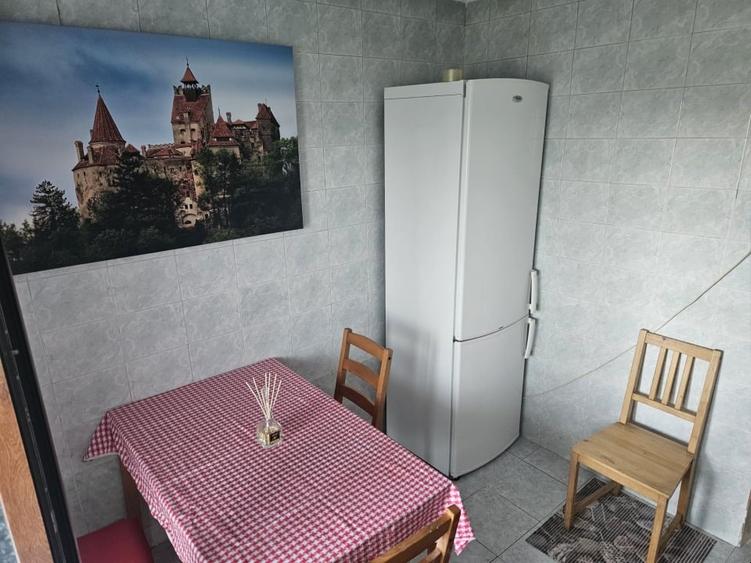 Crangasi, Proprietar inchiriez apartament 2 camere decomandat - 12