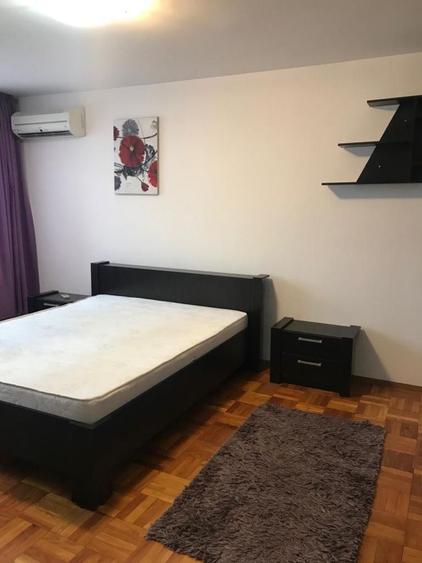 Garsonieră decomandată în Drumul Taberei