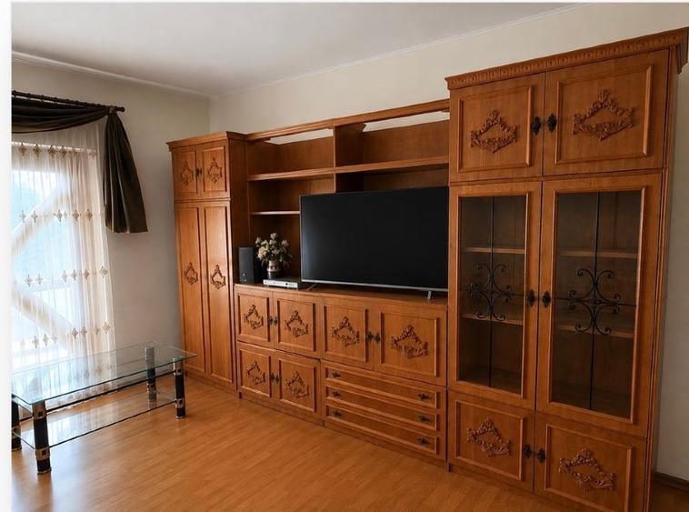 Apartament cu 4 camere decomandat, mobilat în Ștefan cel Mare