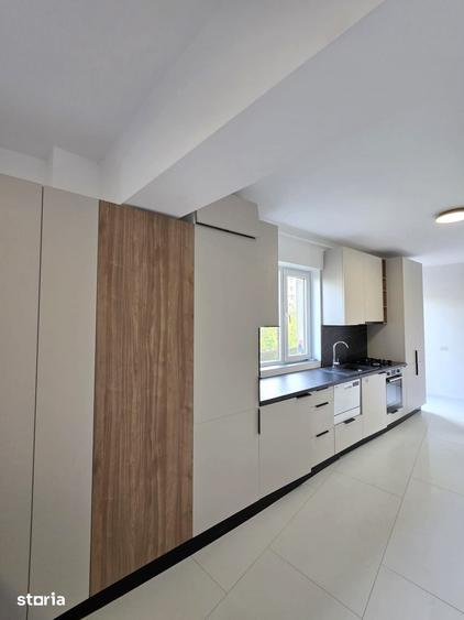 Banul Udrea, la cateva minute de Mihai Bravu, Studio dublu 500 EUR - 7