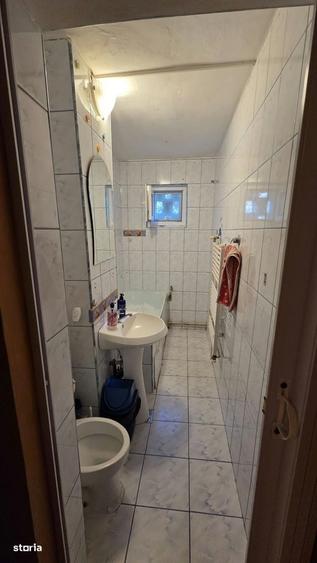 Apartament cu 2 camere nedecomandat în Micro 15