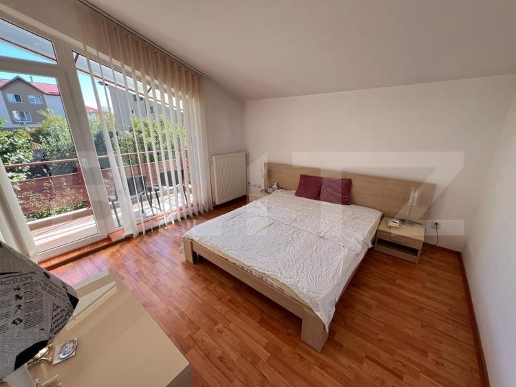 Duplex cu 5 camere cu Canalizare în Bună Ziua