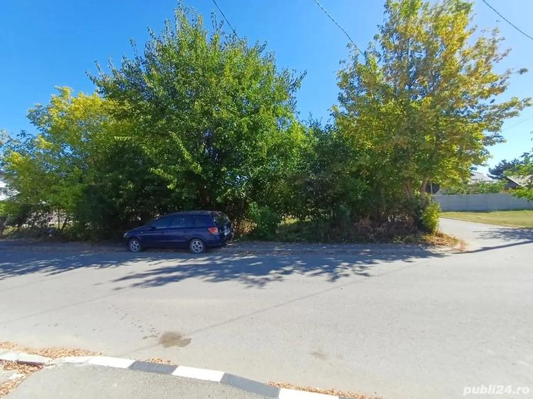 Teren de 800 mp, în Central