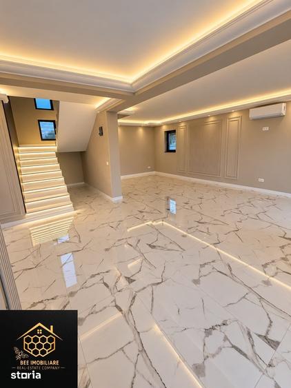 Casă cu 5 camere cu Teren 250 Mp în Malu Mare