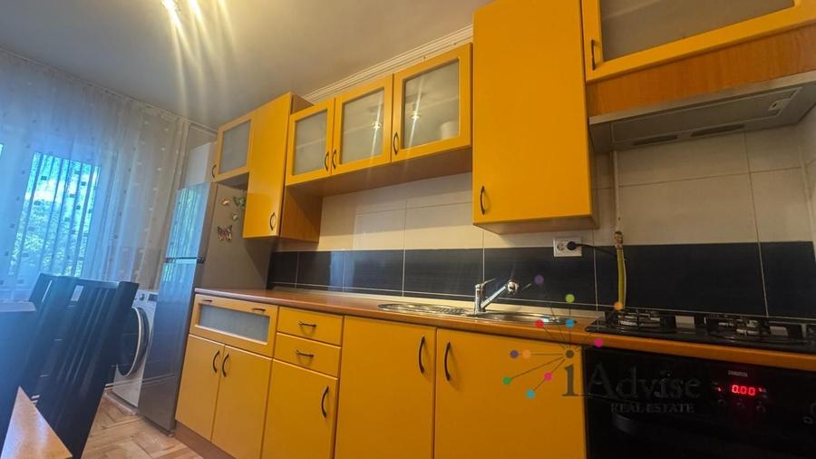 Apartament cu 3 camere, mobilat în Blumăna