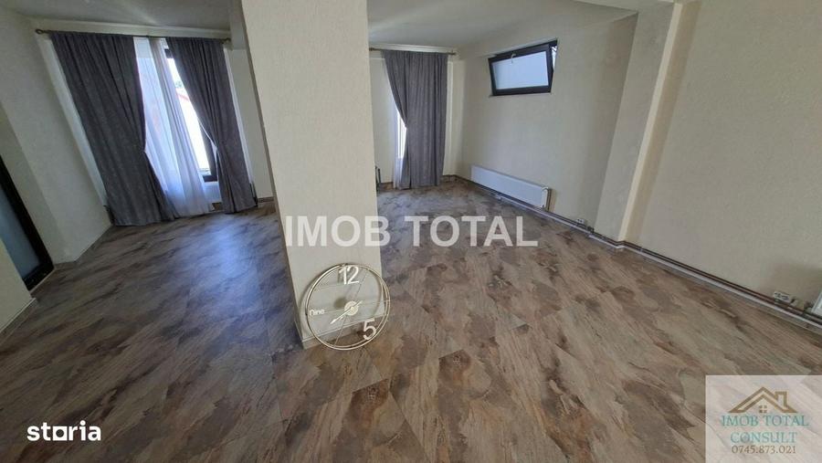 Spațiu comercial, de 190 mp, în Central